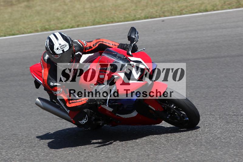 Archiv-2022/40 18.07.2022 Plüss Moto Sport ADR/Einsteiger/21